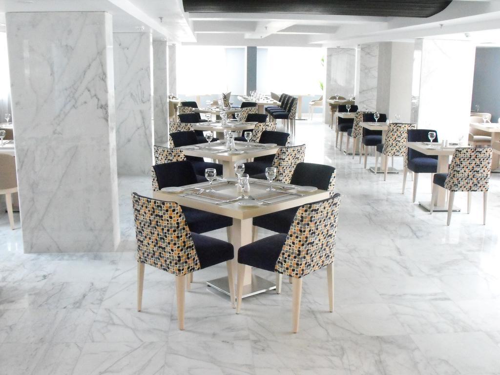 فندق توليب الجلاء القاهرة المظهر الخارجي الصورة Restaurant